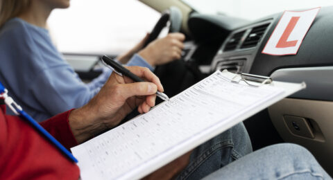 Чи реально пройти навчання в автошколі за місяць, чи це міф?